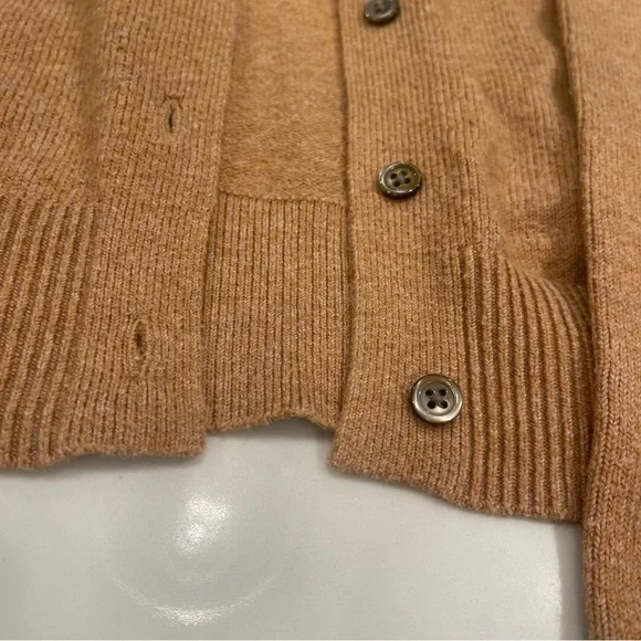 Old Navy Women's Tan Cardigan Sweater - Picture 9 of 12